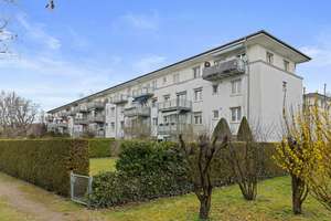 AMG l Ihr neues Zuhause - 4-Zimmer-Wohnung mit Balkon in Augsburg – Die vollständige Adresse der Immobilie erhältst du vom Anbieter., 86157 Pfersee-Nord, Augsburg – Vorschaubild 13