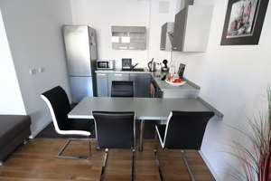 Wohnen im Elbbahnhof! Fußbodenheizung, Balkon, Parkett, Bad mit Wanne und Dusche, TG, Elbnähe! – Im Elbbahnhof 5, 39104 Altstadt, Magdeburg – Vorschaubild 7