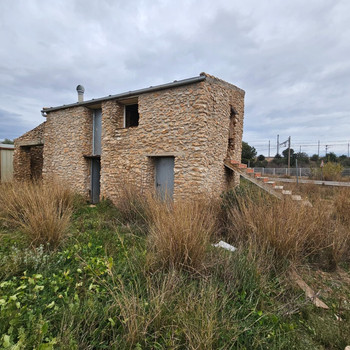 Rustikales Anwesen mit Steinhaus