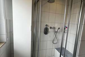 Gepflegtes 3-Zimmer-Raumwunder mit Balkon, Einzelgarage und viel Stauraum im Herzen Rommelsbach – Die vollständige Adresse der Immobilie erhältst du vom Anbieter., 72768 Rommelsbach, Reutlingen – Vorschaubild 4