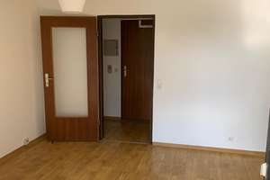 1-Zimmer-Wohnung mit Balkon und Küchenzeile in Ulm