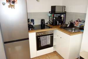 KOMFORT WOHNUNG IN URDENBACH HELL UND RUHIG KOMPLETT LAMINAT WANNENBAD 2 ZIMMER / 3. ETAGE (DG) – Gänsestraße 38, 40593 Urdenbach, Düsseldorf – Vorschaubild 4