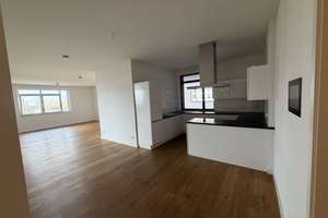 Exklusive Luxuswohnung mit Parklift und 86 m² Terrasse