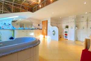 Landhaus-Villa freistehende mit 285 m² Nutzflächen, Grundstück, 1.181 m², Sauna, Kachelofen, Garage – Garmisch-Partenkirchen (Kreis) – Vorschaubild 23