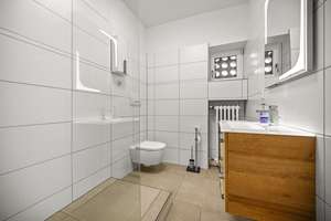 Großzügige Architektenvilla mit Schwimmbad und 2 Doppelgaragen in beliebter Lage von Bonn-Rüngsdorf – Die vollständige Adresse der Immobilie erhältst du vom Anbieter., 53179 Rüngsdorf, Bonn – Vorschaubild 26