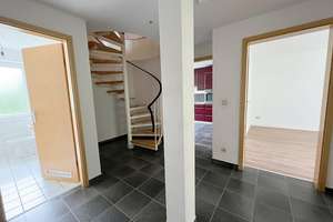 Ein echter Hingucker! Schicke Maisonette-Wohnung mit Einbauküche in ruhiger Lage – Eickenscheidtstraße 5, 45886 Ückendorf, Gelsenkirchen – Vorschaubild 11