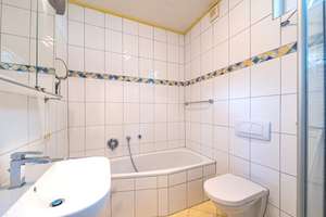 Ansprechender Bungalow
mit großem Gartengrundstück – Die vollständige Adresse der Immobilie erhältst du vom Anbieter., 26123 Ohmstede, Oldenburg (Oldenburg) – Vorschaubild 12