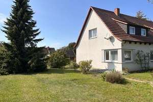 DHH mit großem Sonnengarten