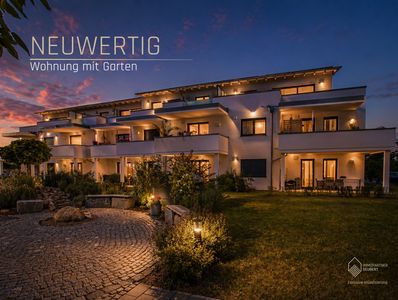 Neuwertige Erdgeschosswohnung mit Gartenanteil in Straubing!