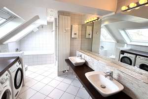 Maisonette-Penthouse-Wohnung mit direktem Fahrstuhlzugang und zwei Dachterrassen – Die vollständige Adresse der Immobilie erhältst du vom Anbieter., 40476 Golzheim, Düsseldorf – Vorschaubild 15