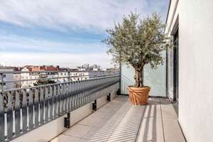 Bezugsfreies Penthouse mit Süd-Dachterrasse und Klimaanlage – Arnulfstraße 152, 80634 Neuhausen, München – Vorschaubild 9