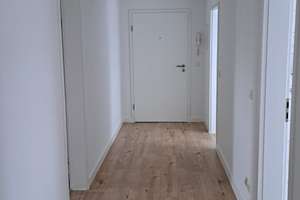bezugsfertige 3-Raumwohnung in der Innenstadt, 5. Etage mit Aufzug – Die vollständige Adresse der Immobilie erhältst du vom Anbieter., 9113 Schloßchemnitz, Chemnitz – Vorschaubild 4
