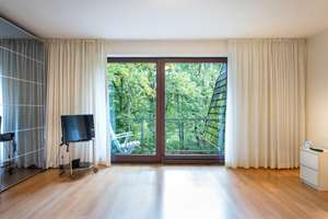 Erstklassiges Wohnen in Wellingsbüttel – stilvolles Reihenhaus mit Waldblick – Wellingsbütteler Landstraße 175, 22337 Ohlsdorf, Hamburg – Vorschaubild 22