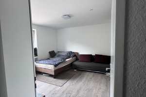 **Vollständig renovierte 2-Raum-Wohnung mit Balkon und Einbauküche in Duisburg** – Schulte-Marxloh-Straße 15, 47169 Duisburg – Vorschaubild 10