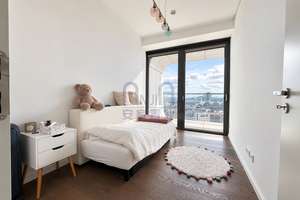 Exklusiv möbliertes Skyline-Living im Grand Tower – Designermöbel von B&B Italia & Schramm inklusive – 60327 Gallus, Frankfurt am Main – Vorschaubild 12