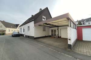 Doppelhaushälfte mit Garage und zwei Pkw-Stellplätzen in Dortmund
