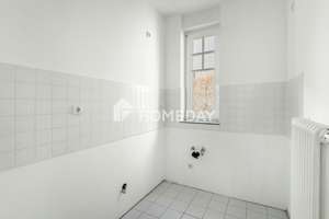 Attraktive Zwei-Zimmer-Wohnung mit Terrasse, kleinem Garten und Stellplatz - sofort bezugsfrei – Die vollständige Adresse der Immobilie erhältst du vom Anbieter., 1277 Striesen-Ost, Dresden – Vorschaubild 10