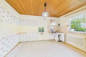 **Charmantes Einfamilienhaus in sehr guter Wohnlage mit schönem Gartenbereich, Garage, Balkon, uvm.* – Donnersbergkreis – Vorschaubild 8