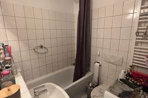 Vermietete 3-Zimmer-Wohnung als Kapitalanlage in Berlin-Hellersdorf – Lion-Feuchtwanger-Str. 52, 12619 Hellersdorf, Berlin – Vorschaubild 3