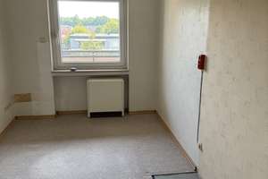 Bottrop Fuhlenbrock: Attraktive Eigentumswohnung mit Loggia und Garage im gepflegten 9-Familienhaus – Die vollständige Adresse der Immobilie erhältst du vom Anbieter., 46242 Fuhlenbrock, Bottrop – Vorschaubild 3