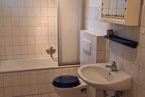 Geräumiges, 8-Zimmer Ein- bis Zweifamilienhaus in Kiel Meimersdorf – Kiel – Vorschaubild 5