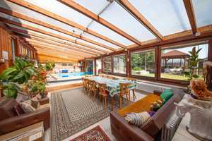 Urlaubsfeeling! Haus mit Wintergarten, riesiger Schwimm- und Fitnesshalle in Neuenhasslau! – Main-Kinzig-Kreis – Vorschaubild 15