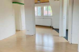 Mehr als 5% Rendite für 2,5-Zimmer-DG-Wohnung in Stuttgart-Hedelfingen – Heumadender Str. 22, 70329 Hedelfingen (Ortsteil), Stuttgart – Vorschaubild 4