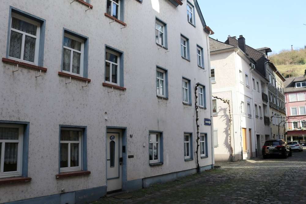 Stadthaus in Trarbach mit Sanierungsbedarf, Bernkastel Wittlich Kreis – Bild 1