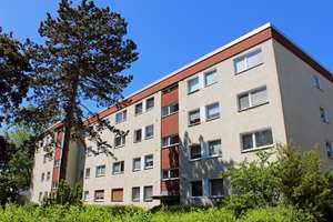 Sonnige 3-Zimmer-Wohnung mit Blick ins Grüne, mit Stellplatz  - Von Privat – Die vollständige Adresse der Immobilie erhältst du vom Anbieter., 13589 Falkenhagener Feld, Berlin – Vorschaubild 3