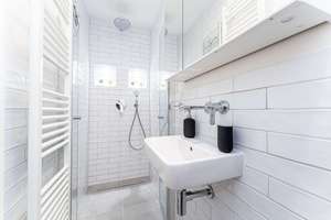 Completely renovated studio apartment with garden in a new building in Berlin – Die vollständige Adresse der Immobilie erhältst du vom Anbieter., 13053 Alt-Hohenschönhausen, Berlin – Vorschaubild 11