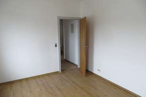 Schöne 3-Zimmer-Wohnung im Zentrum von Traunstein – Die vollständige Adresse der Immobilie erhältst du vom Anbieter., 83278 Traunstein – Vorschaubild 9