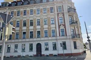 **KAPITALANLAGE ODER SELBSTNUTZUNG**Stilvolle 3-RWG mit Balkon, Gäste-WC und Stellplatz**WE 08**