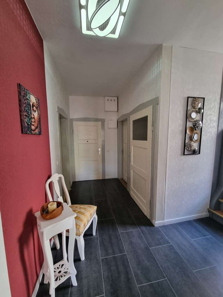 Immobilie in Schmalkalden - Perfekt für Ihre Familie! Einziehen und Wohlfühlen. - Bild 2