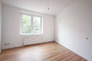 Vielseitige 4-Zimmer-Wohnung mit modernisiertem Wohngefühl in Charlottenburg – Die vollständige Adresse der Immobilie erhältst du vom Anbieter., 10589 Charlottenburg, Berlin – Vorschaubild 3