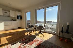 Exklusives 2-Zimmer-Penthouse mit Balkon