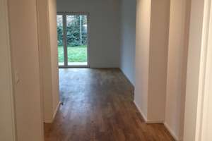 Helle 3-Zimmer-Wohnung mit 168 m² Privatgarten im Hinterhof - Alt-Hohenschönhausen – Sandinostraße 2C, 13055 Alt-Hohenschönhausen, Berlin – Vorschaubild 8