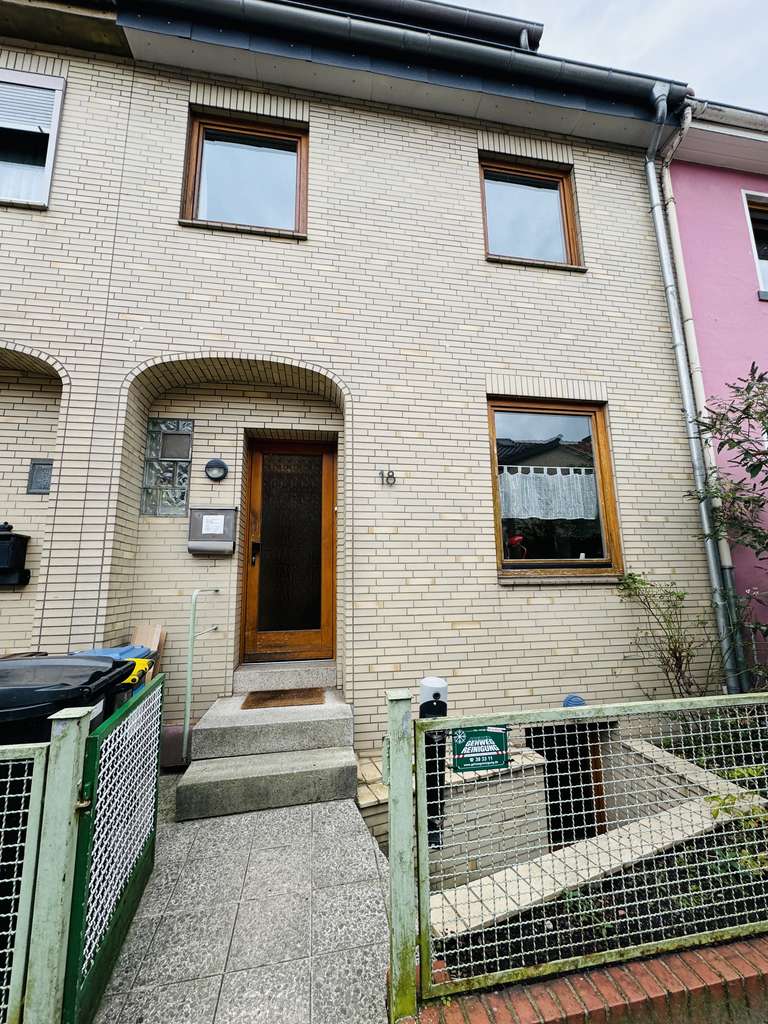 Walle / Geräumiges 7-Zimmer-Reihenmittelhaus