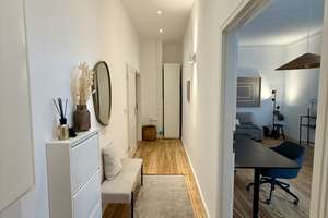 Savignyplatz on  your doorstep.   Move in ready. – Die vollständige Adresse der Immobilie erhältst du vom Anbieter., 10629 Charlottenburg, Berlin – Vorschaubild 5