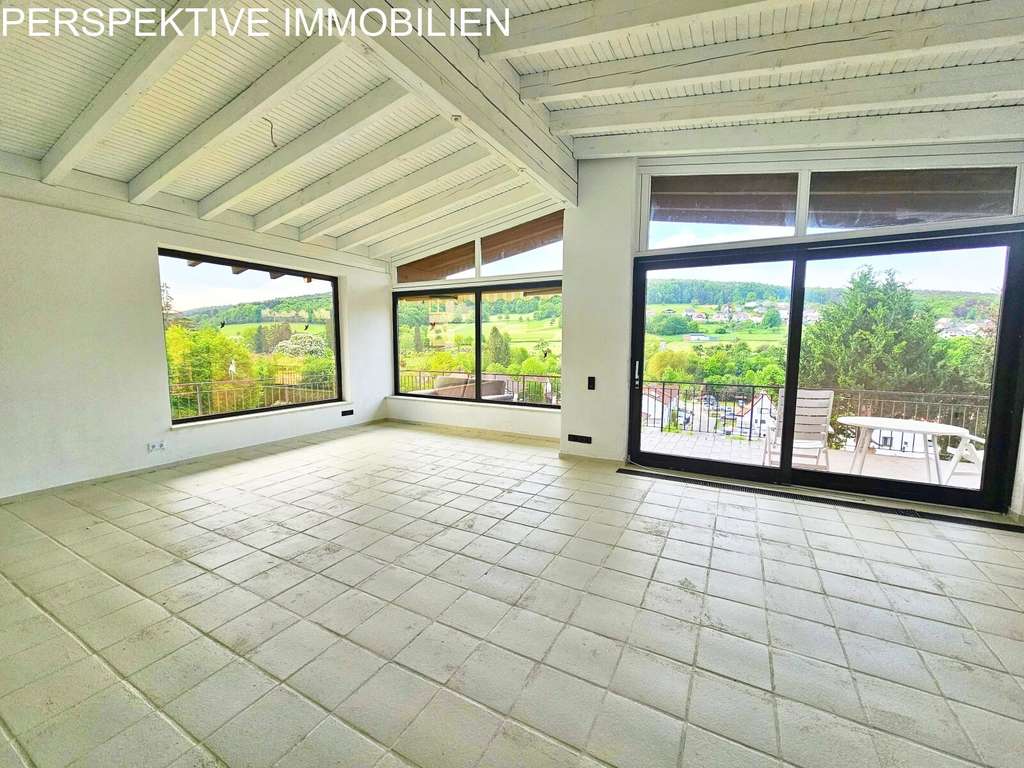 Immobilie in Bad König - Solides Architektenhaus mit 2 Wohnungen und Blick über Bad König - Bild 3