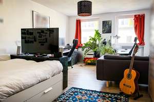 Property thumbnail 1