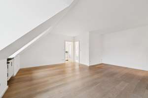 Gemütliches Wohnen (Erbbaurecht) in der Nähe des Nymphenburger Schlosses – 80638 Nymphenburg, München – Vorschaubild 2