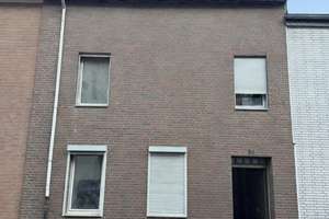 Charmantes Reihenhaus mit 5 Zimmern in Mönchengladbach-Westend