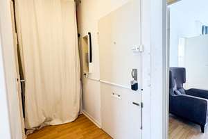 Sonniges Studio Nähe Kudamm mit Balkon – Landhausstraße 4, 10717 Wilmersdorf, Berlin – Vorschaubild 6
