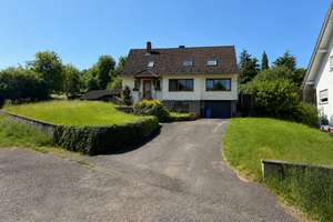 Naturnahes Familienhaus mit Charakter und sehr großzügigem Grundstück - Waldrandlage – Die vollständige Adresse der Immobilie erhältst du vom Anbieter., 63857 Waldaschaff – Vorschaubild 1