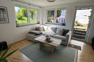 Attraktive helle 3-Zimmer-Wohnung mit eigener Terrasse in beliebter Lage in Zündorf, Köln