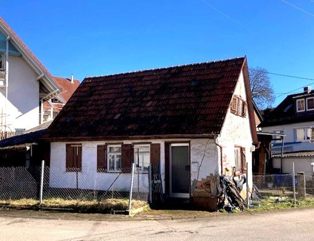 Immobilie in Filderstadt - INVESTOREN + HANDWERKER aufgepasst - Sanierung eines Denkmalobjekt - Bild 0