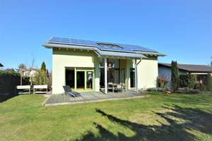 Modernes Familienhaus mit 185 m² Wohnfläche, großem Garten und viel Licht in Ockenheim  – Taunusstrasse 7, 55437 Ockenheim – Vorschaubild 1
