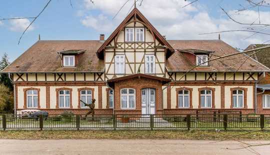 Bild von Luxus pur: Kernsaniertes Rittmeister-Anwesen mit Stall und Waldgrundstück in Ruhelage
