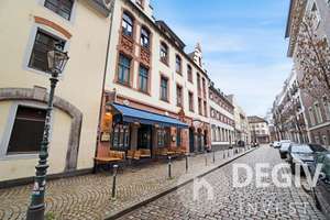 Kaufen und später einziehen - 4-Raum-Altbau 90 m² in der Düsseldorfer Altstadt – Die vollständige Adresse der Immobilie erhältst du vom Anbieter., 40213 Altstadt, Düsseldorf – Vorschaubild 3