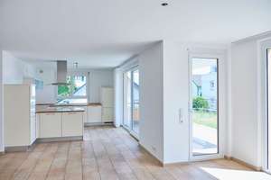 Exklusive, bezugsfreie 3,5-Zimmer-Gartengeschosswohnung in Toplage von Allmannsdorf-Staad – Die vollständige Adresse der Immobilie erhältst du vom Anbieter., 78464 Allmannsdorf, Konstanz – Vorschaubild 8
